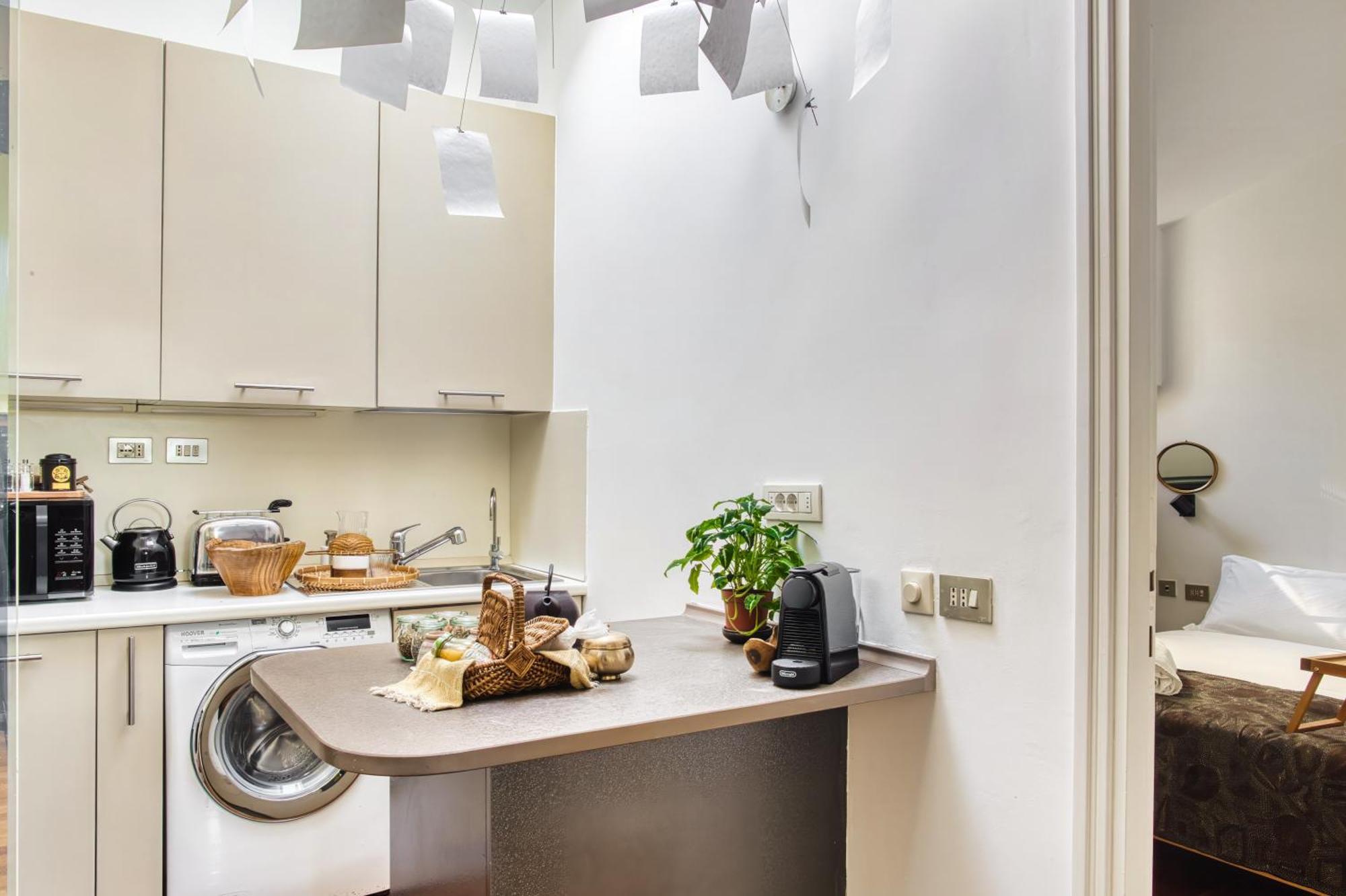 The Green Oriental; Gem In The Duomo City Center Apartment Milan Bagian luar foto